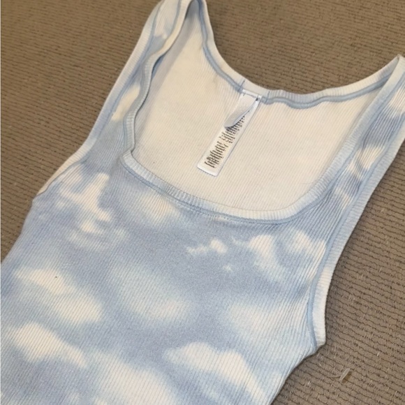 SOLD  SKIMS Ribbed Tank - Picture 2 of 6